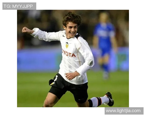 7月3日出生的足球球星盘点及其职业生涯成就解析